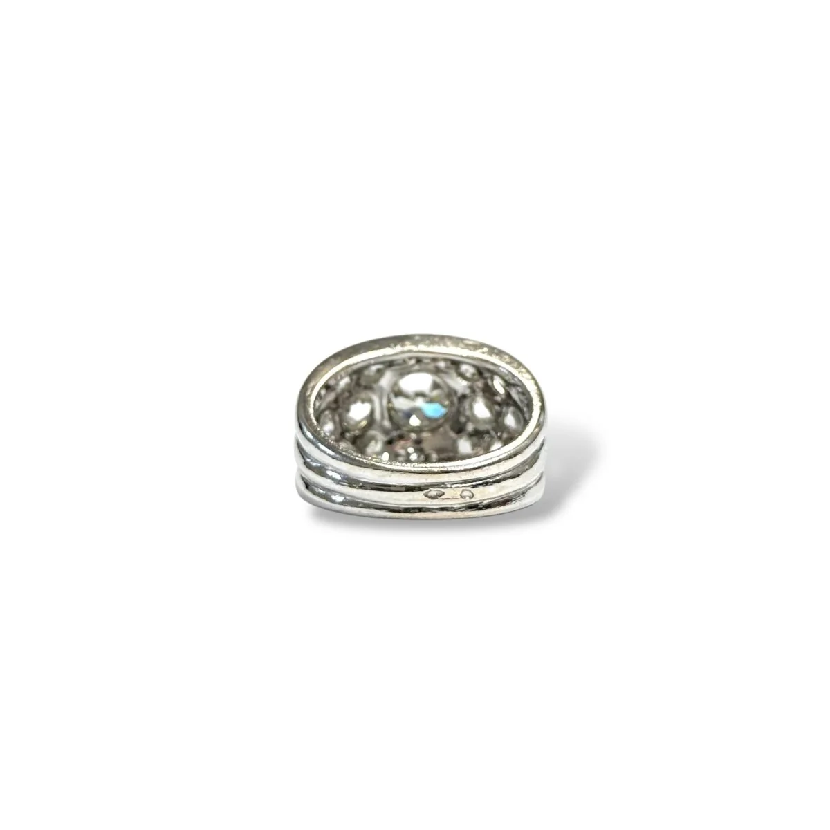 Bague bandeau en or gris et diamants - Image 8
