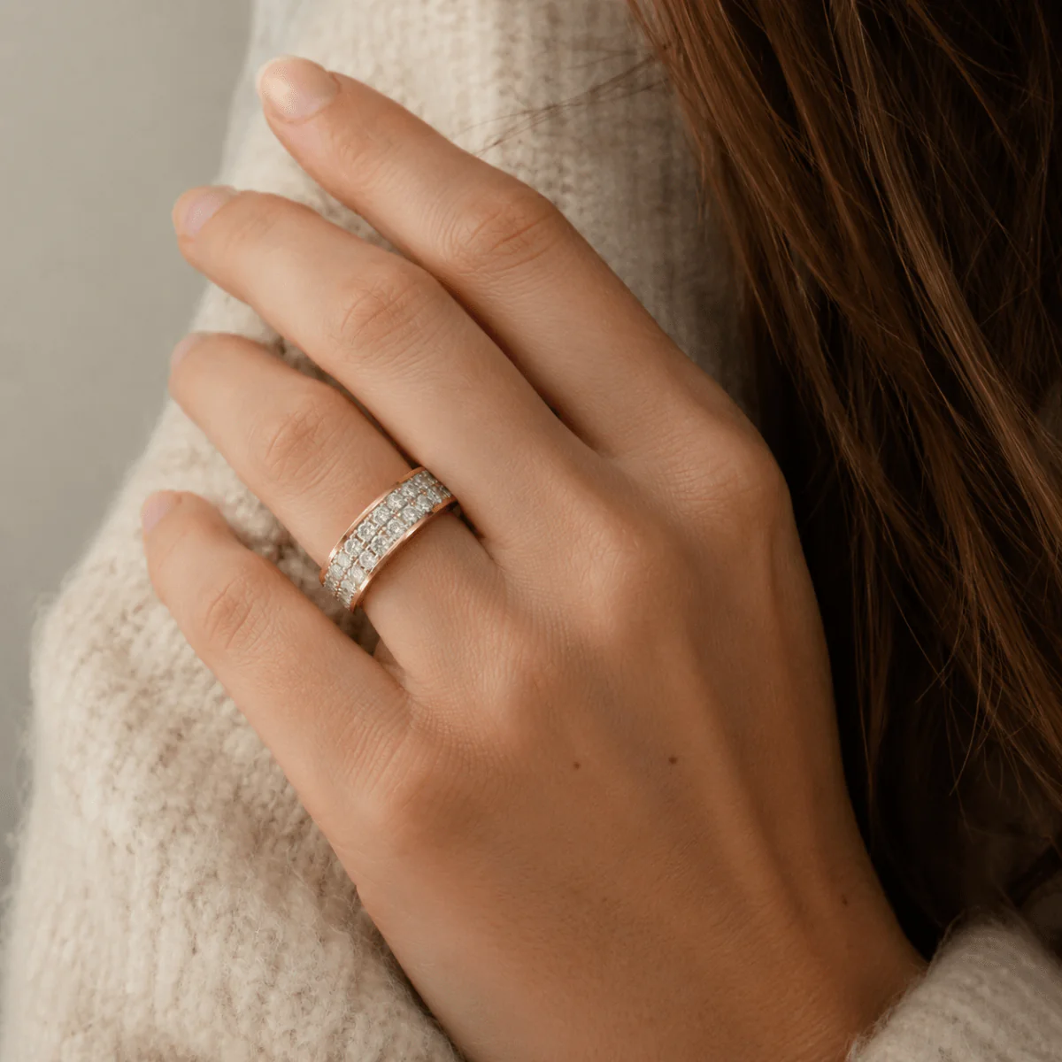 Bague Bandeau en or blanc, or jaune et diamants - Image 2