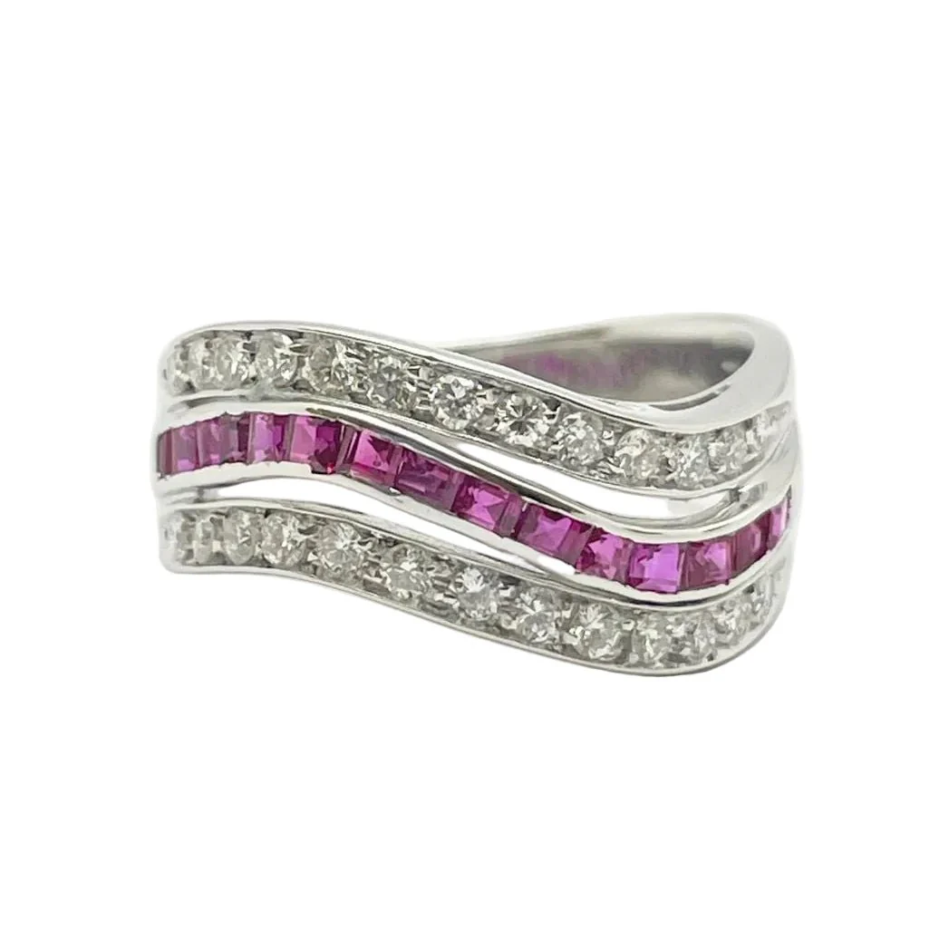 Bague Bandeau en or blanc, rubis et diamants