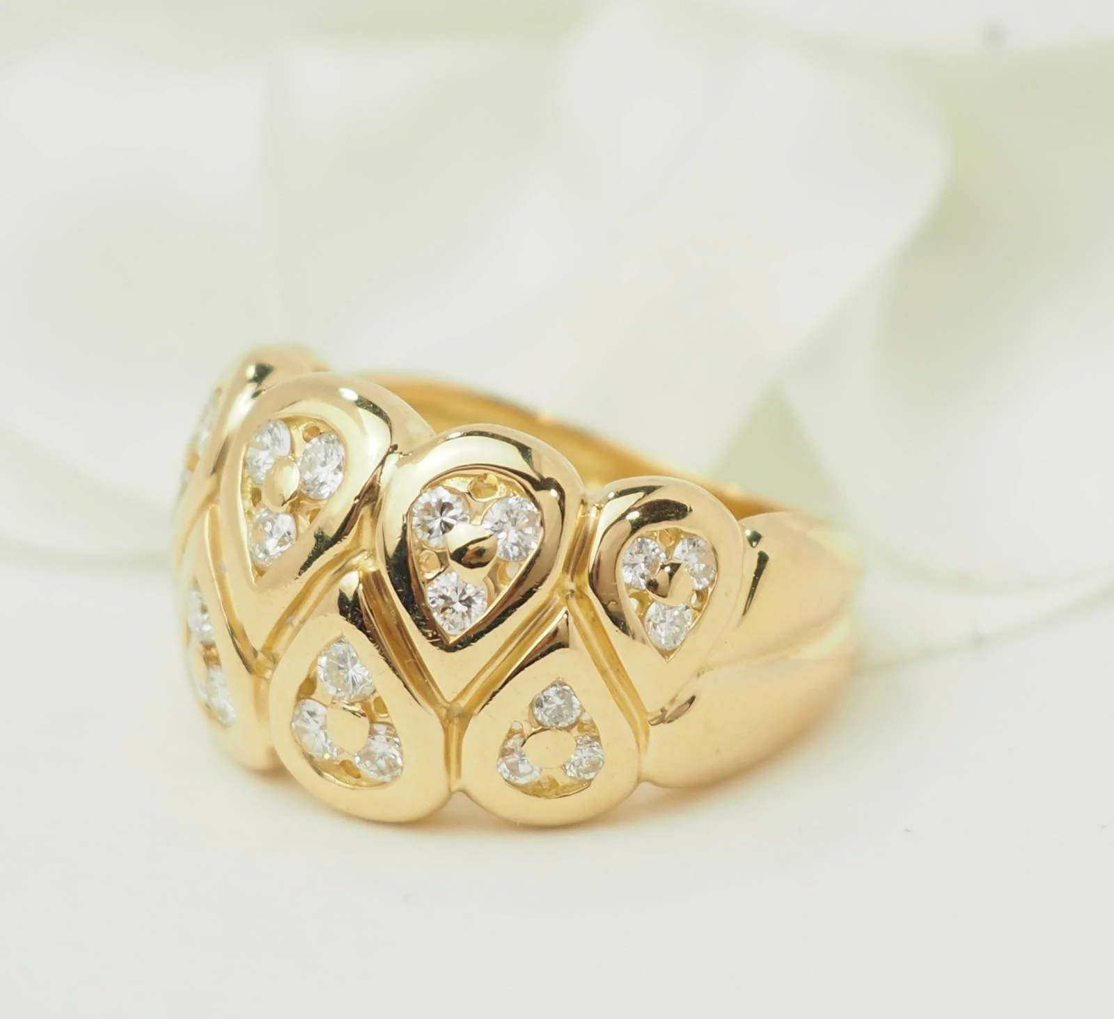 Bague Bandeau en or jaune et diamants - Image 4