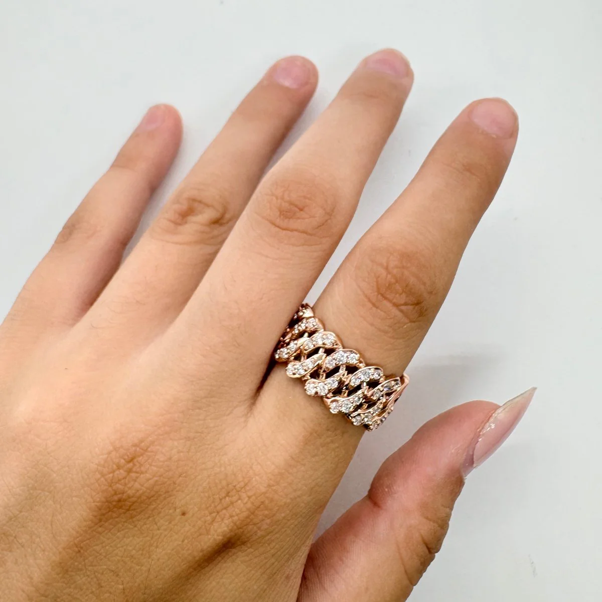Bague Bandeau en or rose et diamants - Image 2