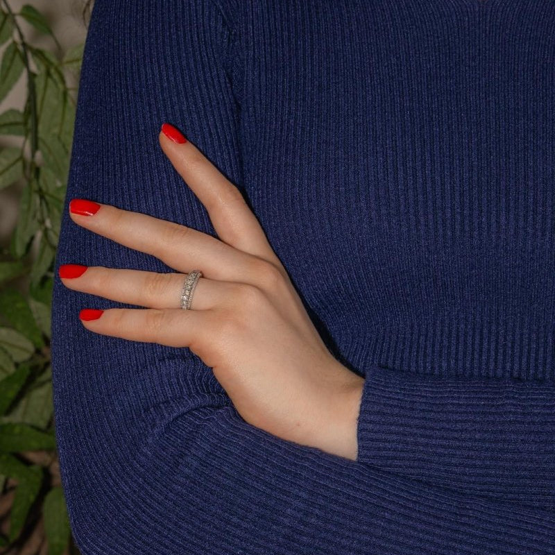 Bague Bandeau en or blanc et diamants - Image 2