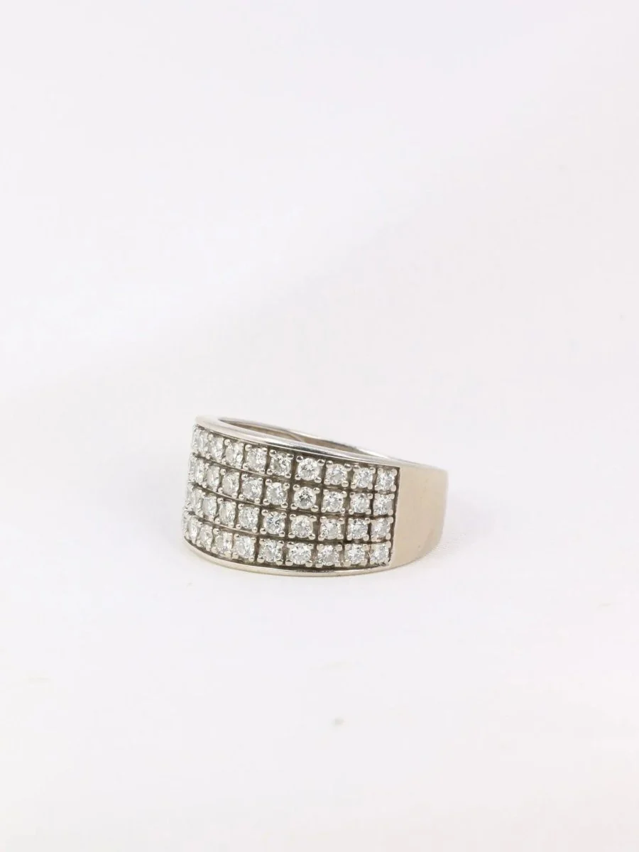 Bague bandeau vintage en or blanc et diamants - Image 3