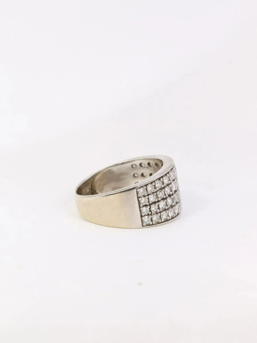 Bague bandeau vintage en or blanc et diamants - Image 6