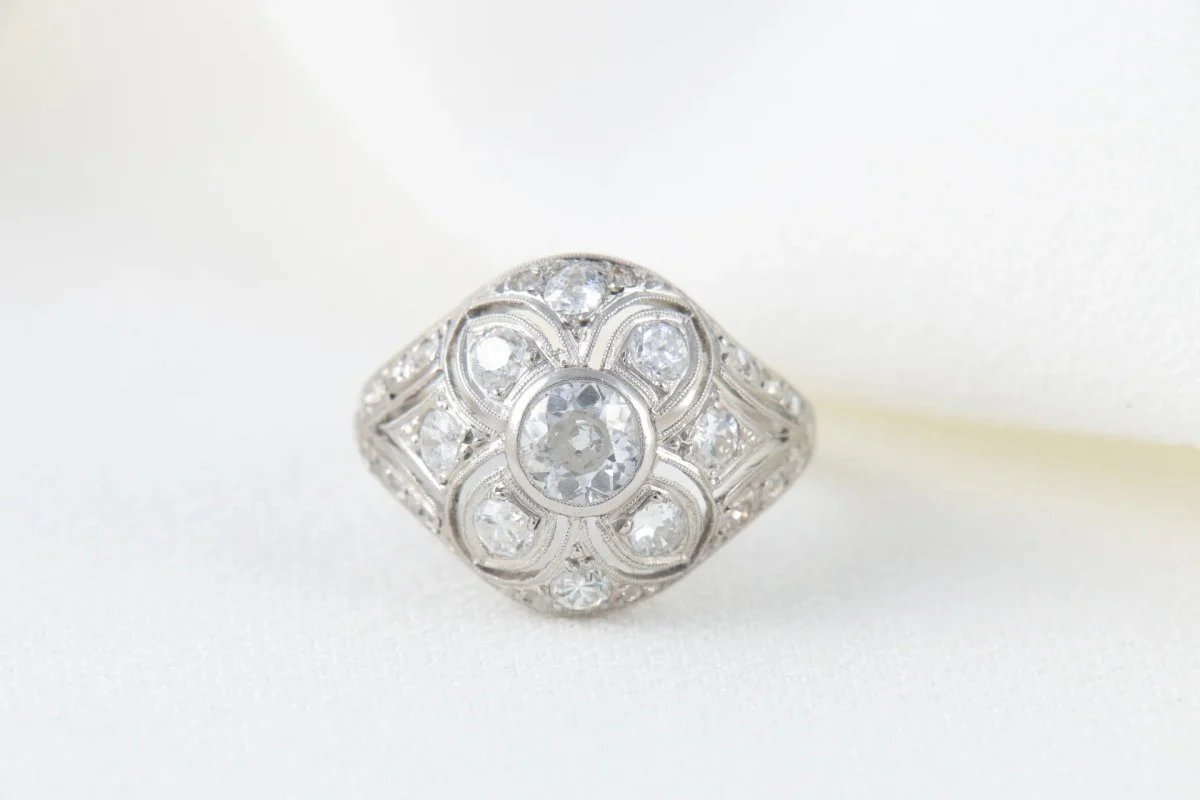 Bague Belle Epoque 1920 en Platine et Diamants