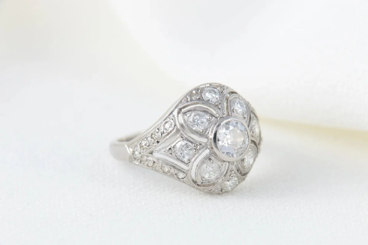 Bague Belle Epoque 1920 en Platine et Diamants - Image 2