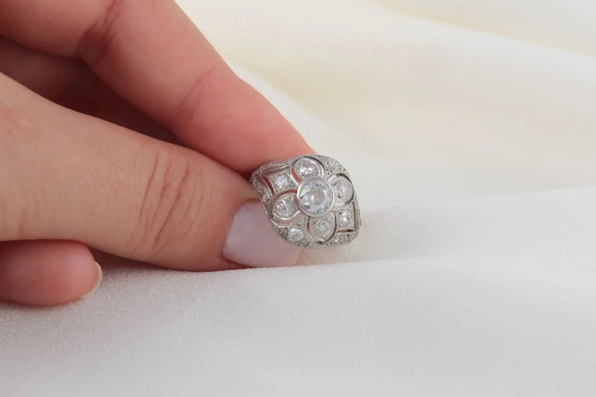 Bague Belle Epoque 1920 en Platine et Diamants - Image 5