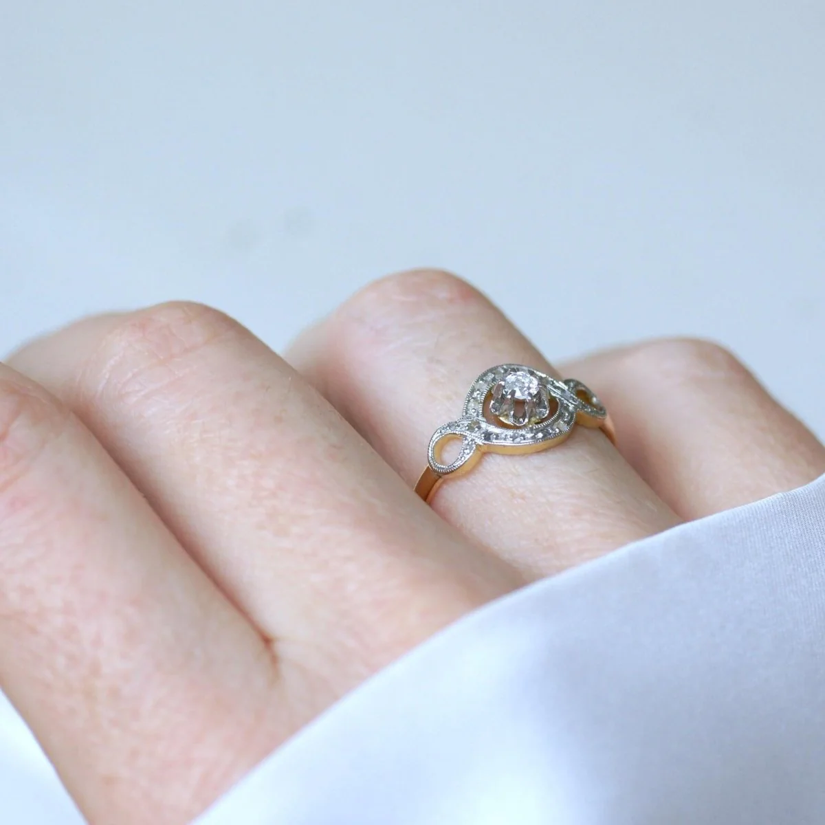 Bague Belle Epoque Infini Diamants sur Or et Platine - Image 2