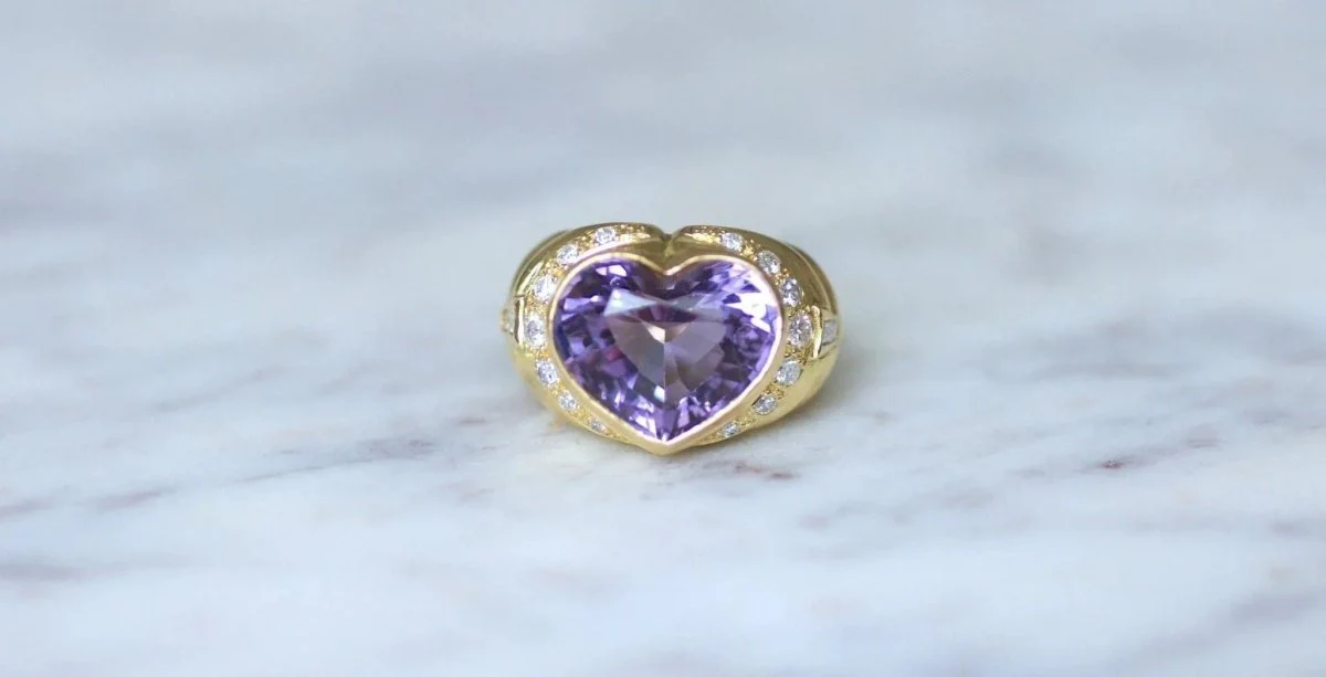 Bague Boule Coeur Améthyste et Diamants sur Or Jaune