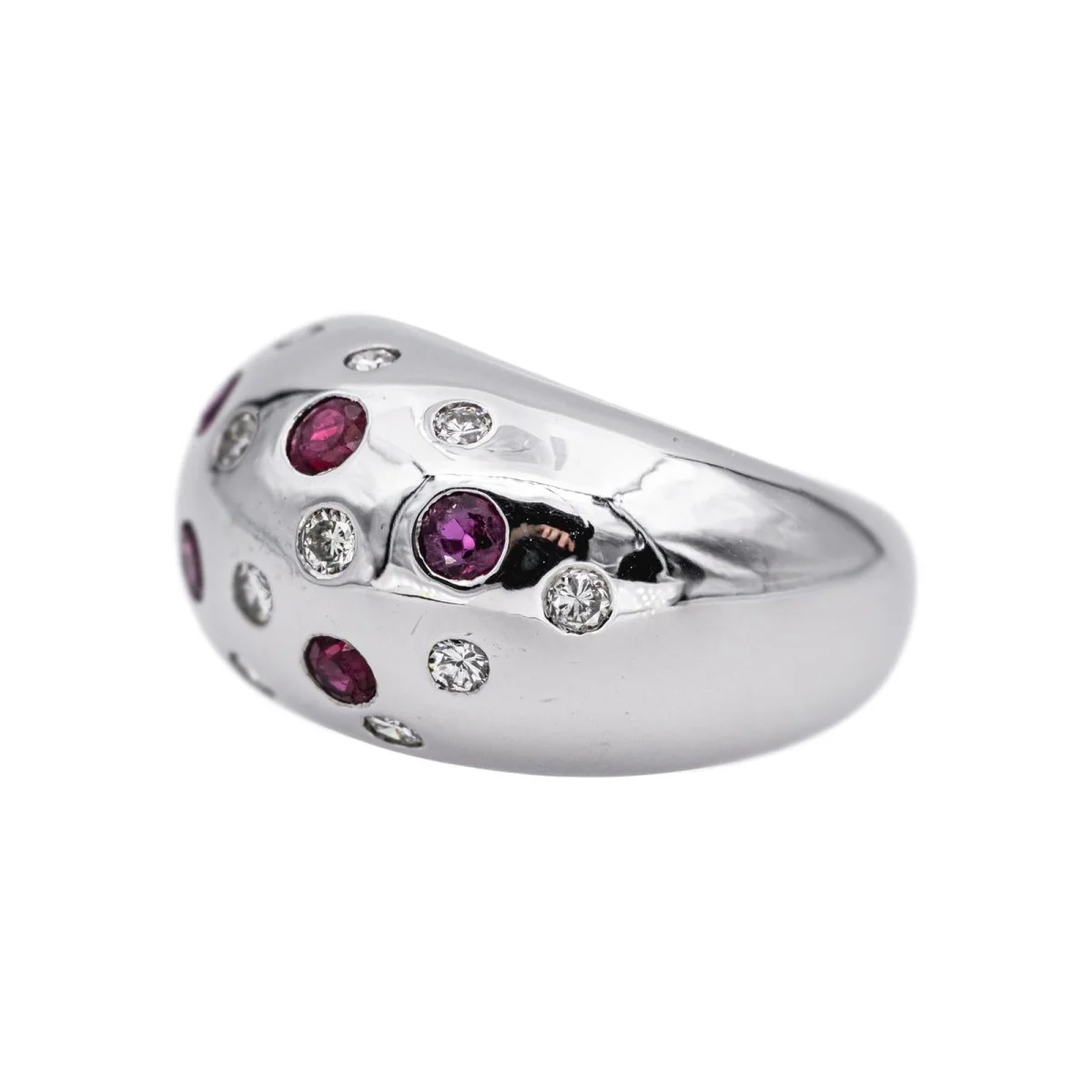 Bague Cocktail en or blanc, rubis et diamants - Image 4