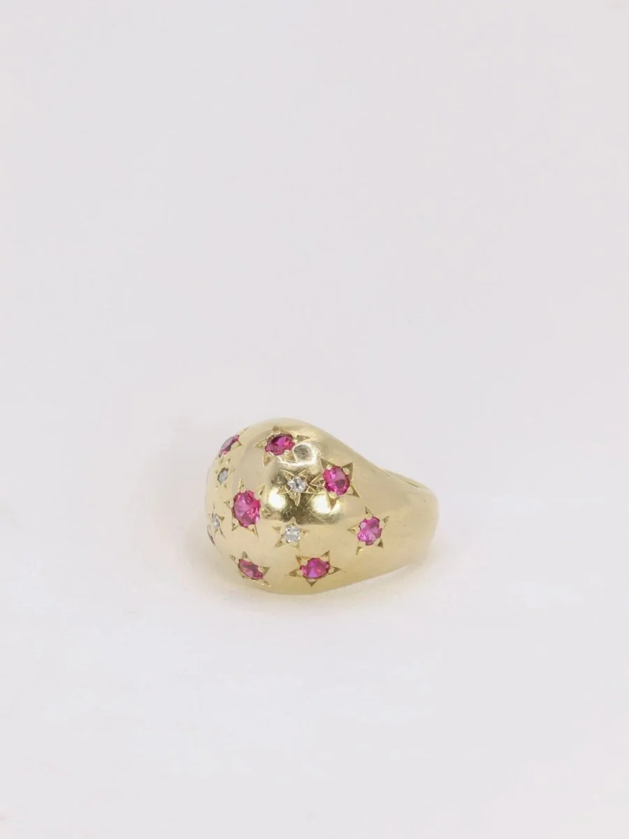 Bague boule vintage en or jaune, rubis et diamants - Image 3