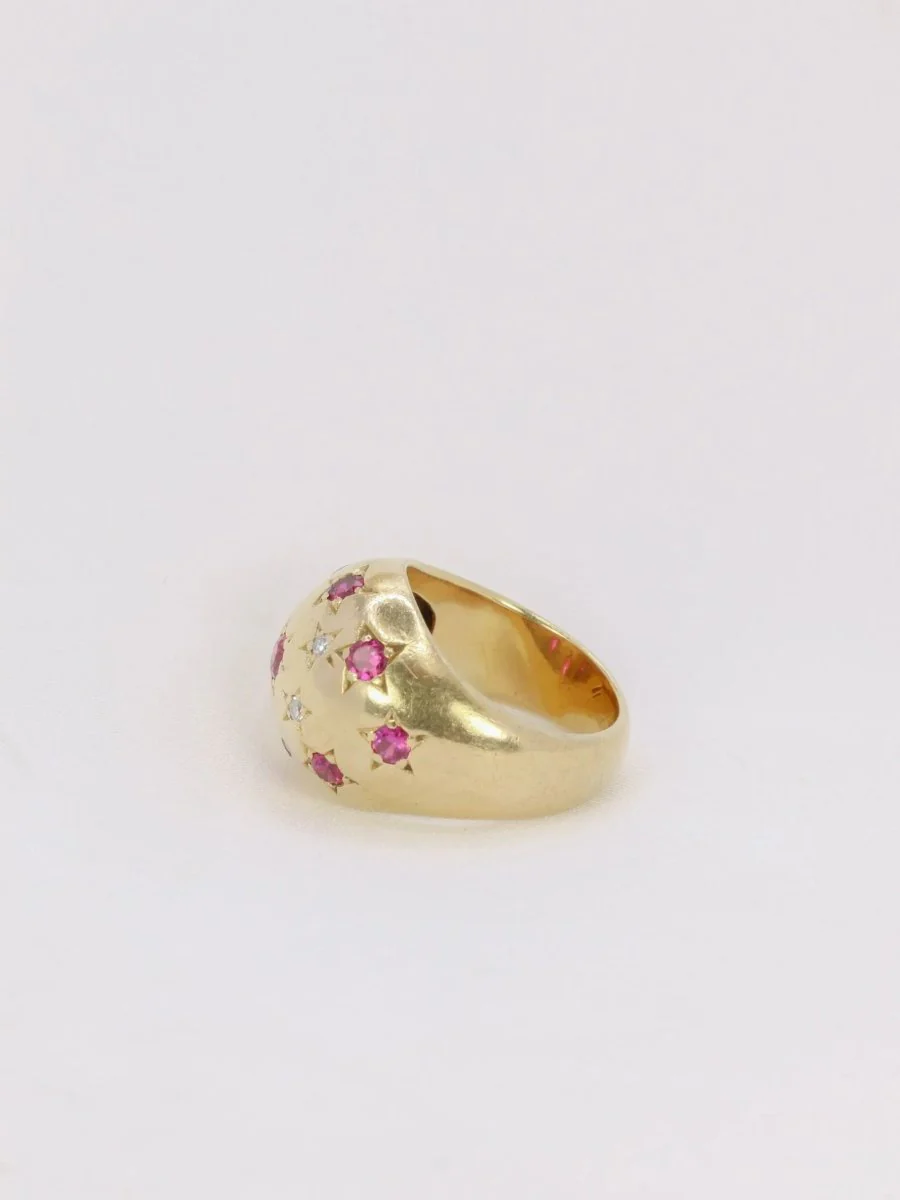 Bague boule vintage en or jaune, rubis et diamants - Image 4
