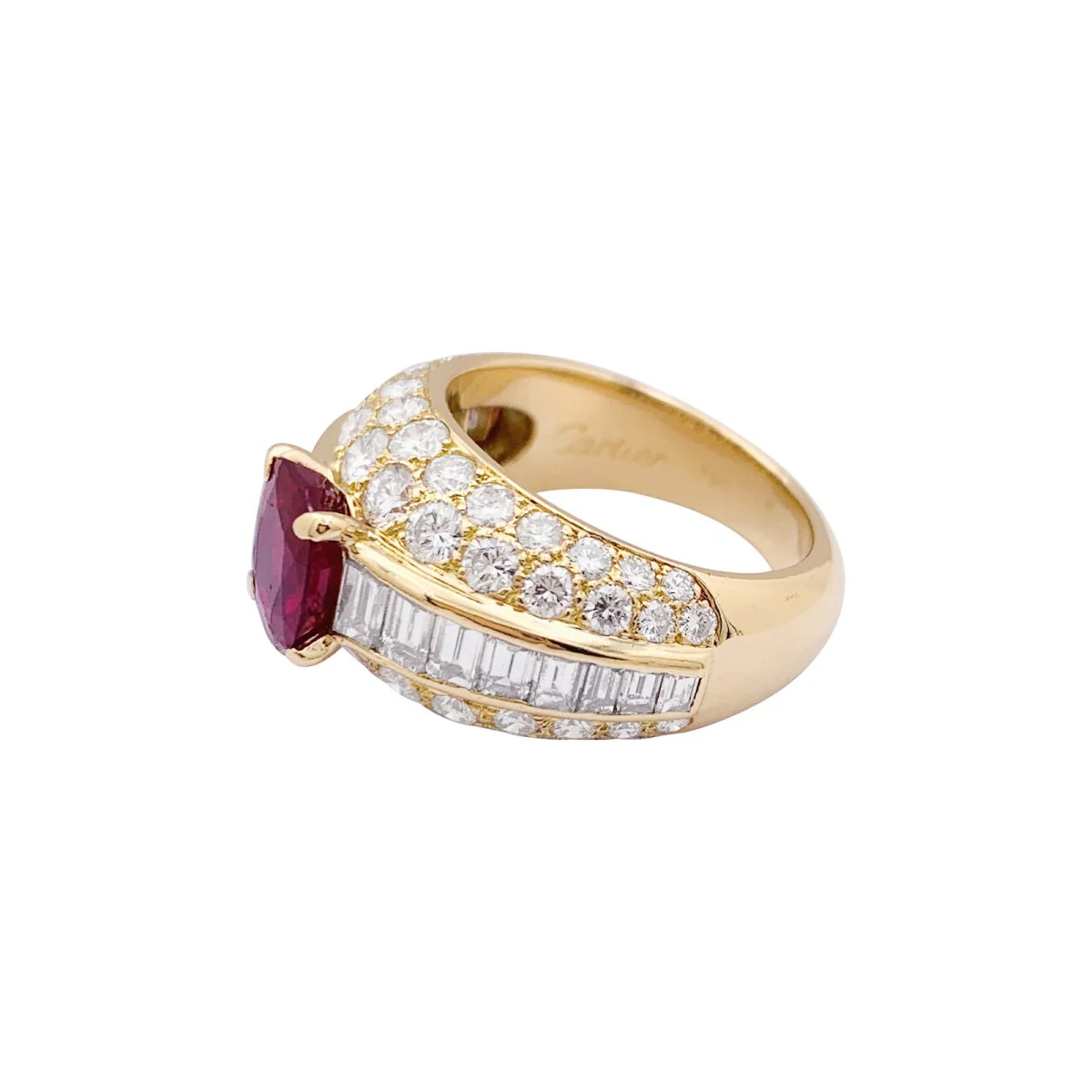 Bague Cartier "Gina" or jaune, diamants, rubis. - Image 3