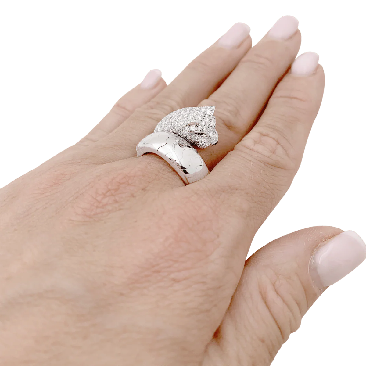 Bague CARTIER "Lakarda" en or blanc, émeraudes, laque et diamants - Image 2