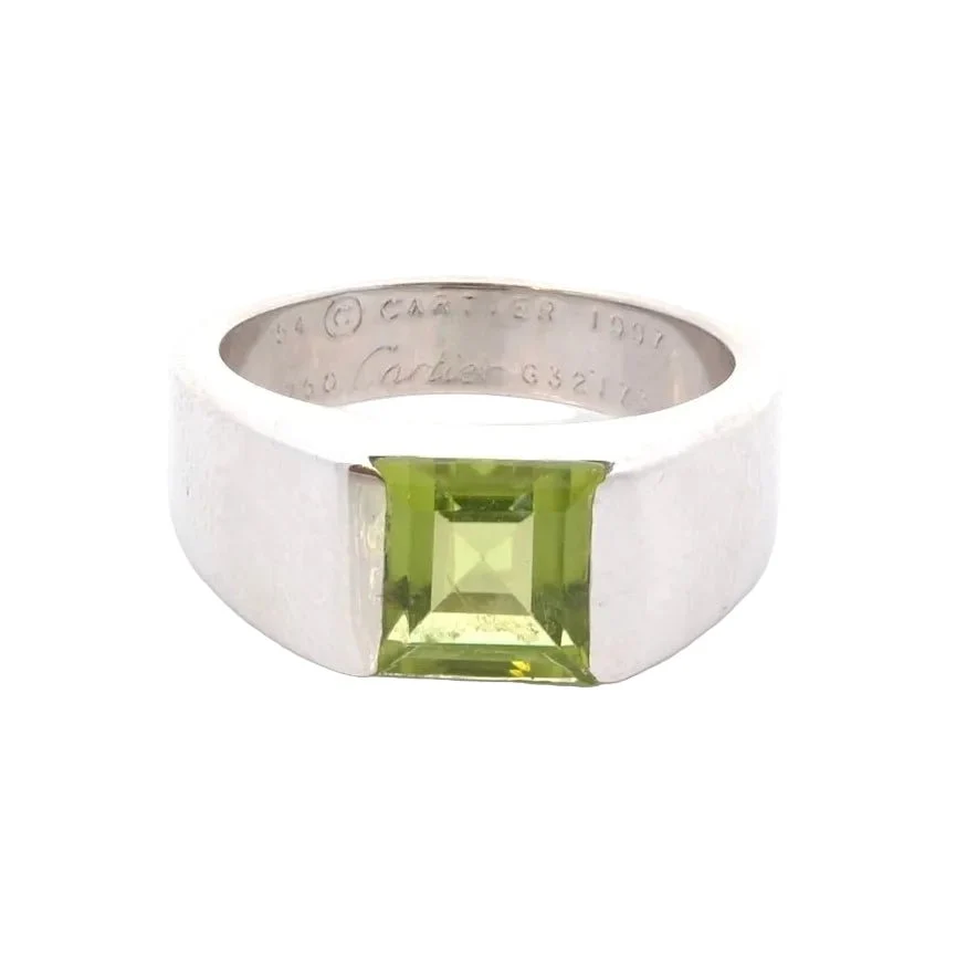 Bague CARTIER "Tank" en or blanc et péridot