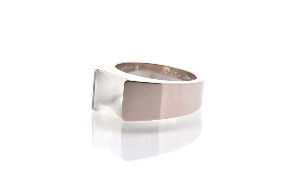 Bague Cartier Tank pierre de lune or blanc - Image 2