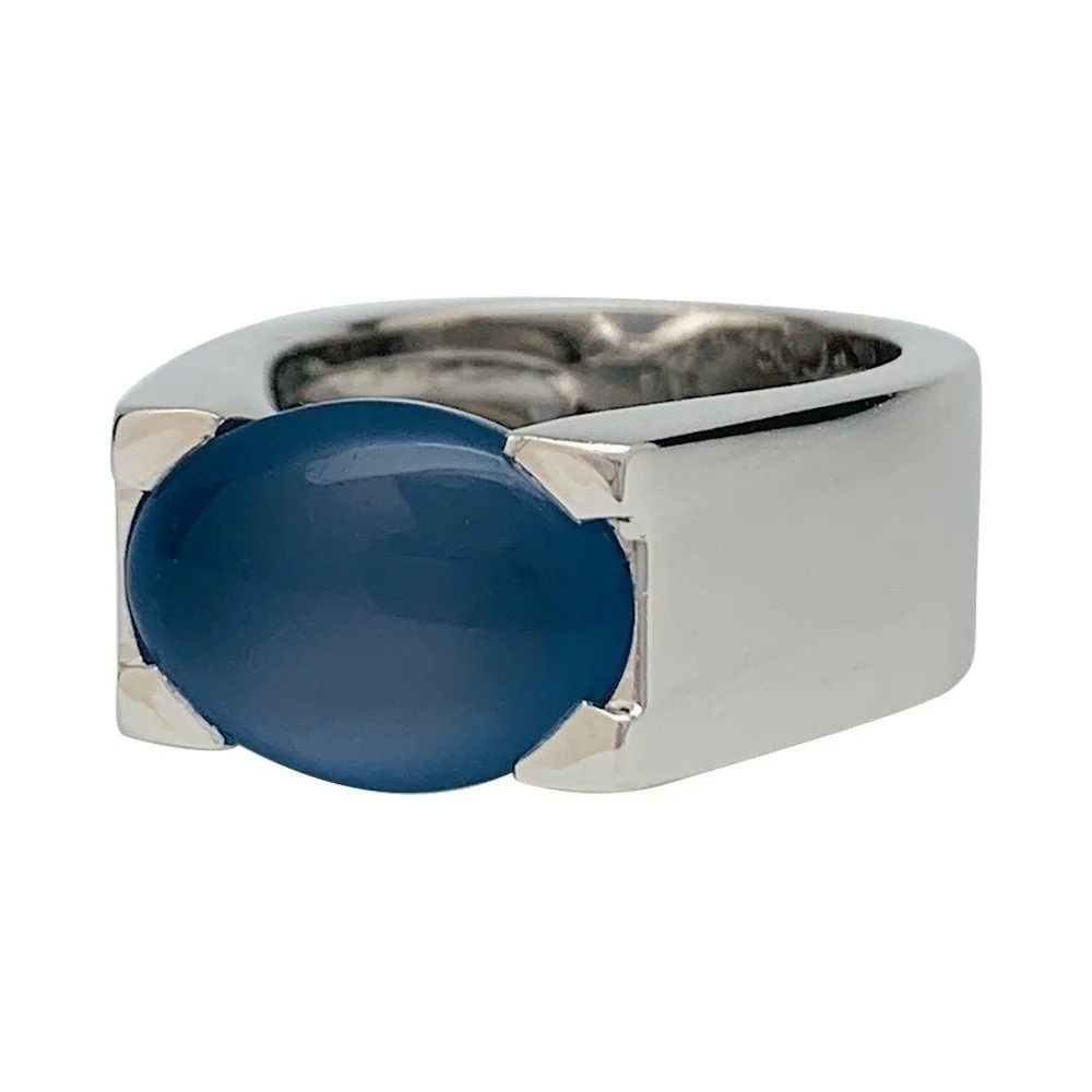 Bague Cartier, "Tankissime", or blanc, calcédoine bleue - Image 4