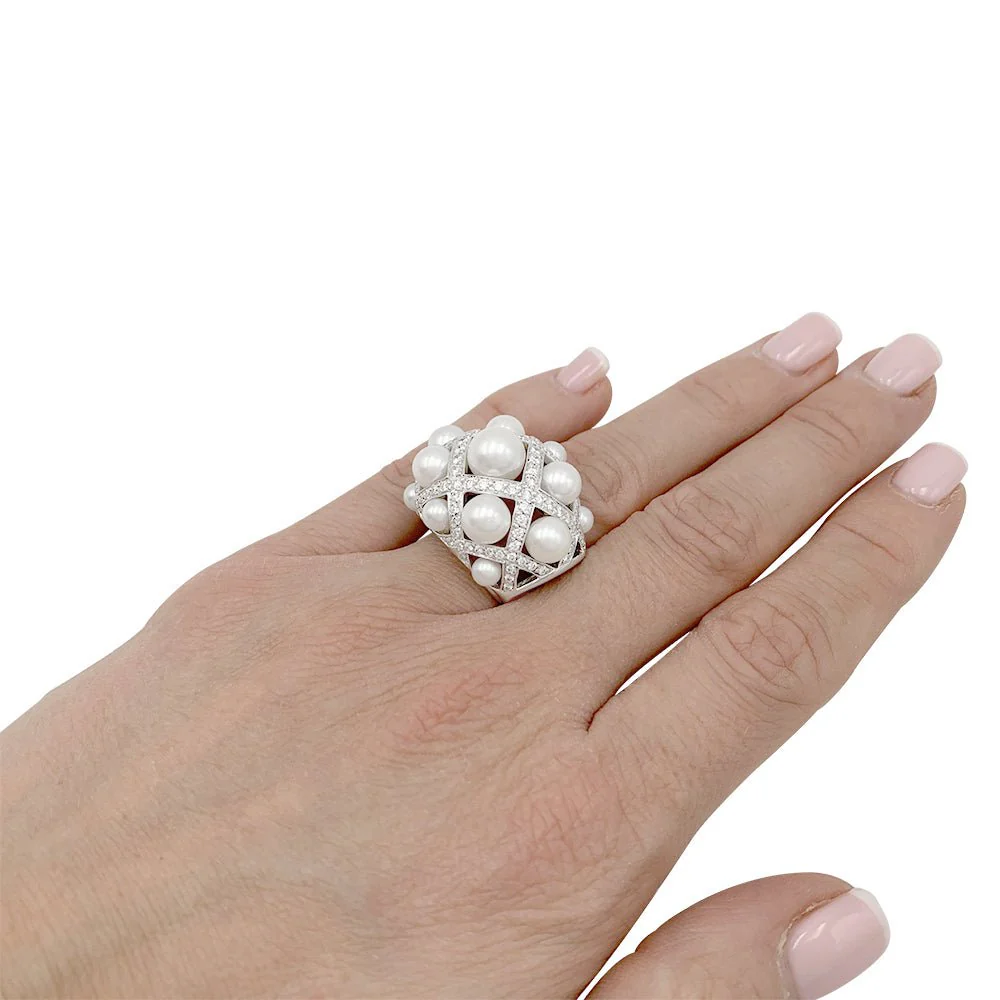 Bague Chanel, "Baroque", or blanc, diamants, perles de culture - Image 6