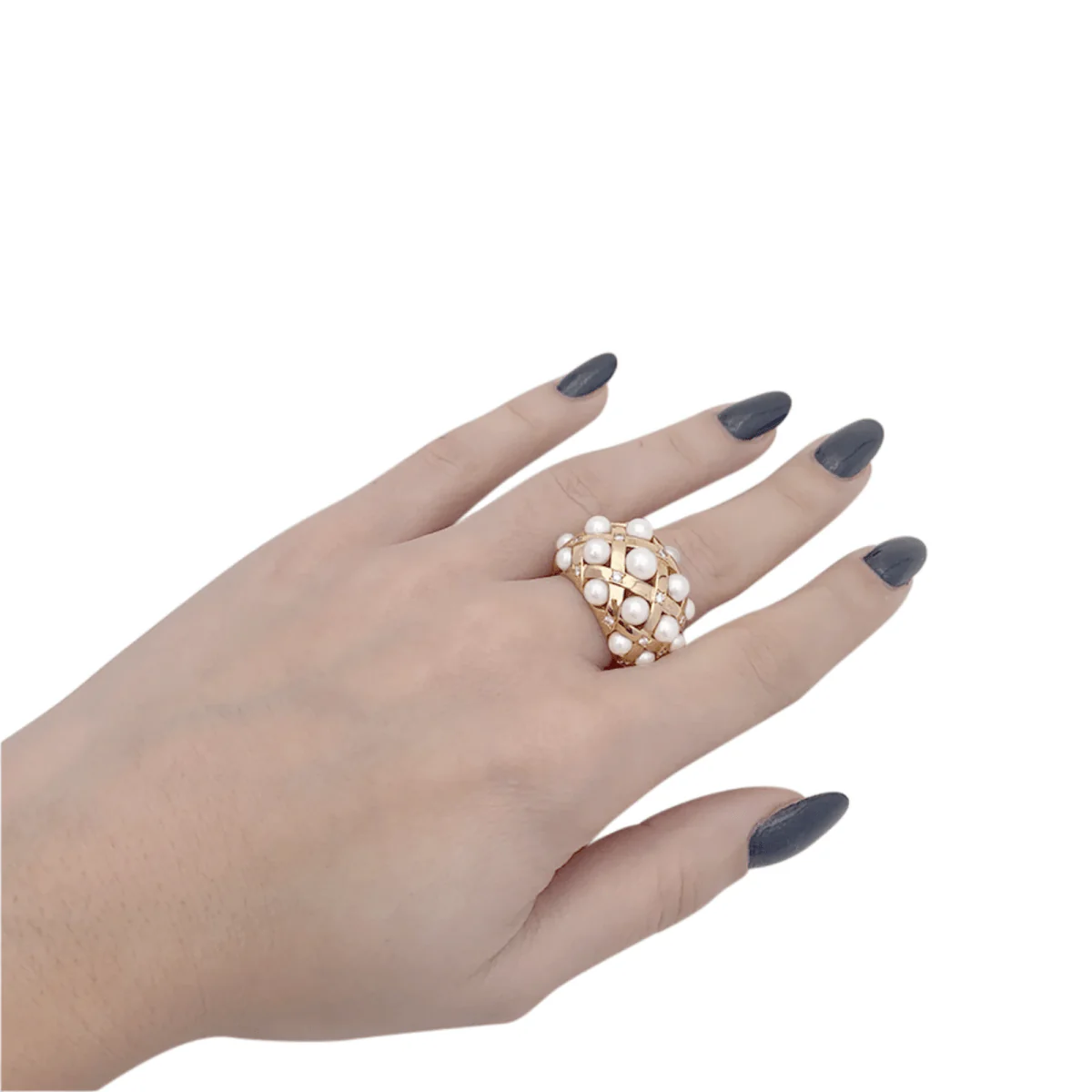 Bague Pavée CHANEL "Baroque" en or jaune, perles et diamants - Image 2