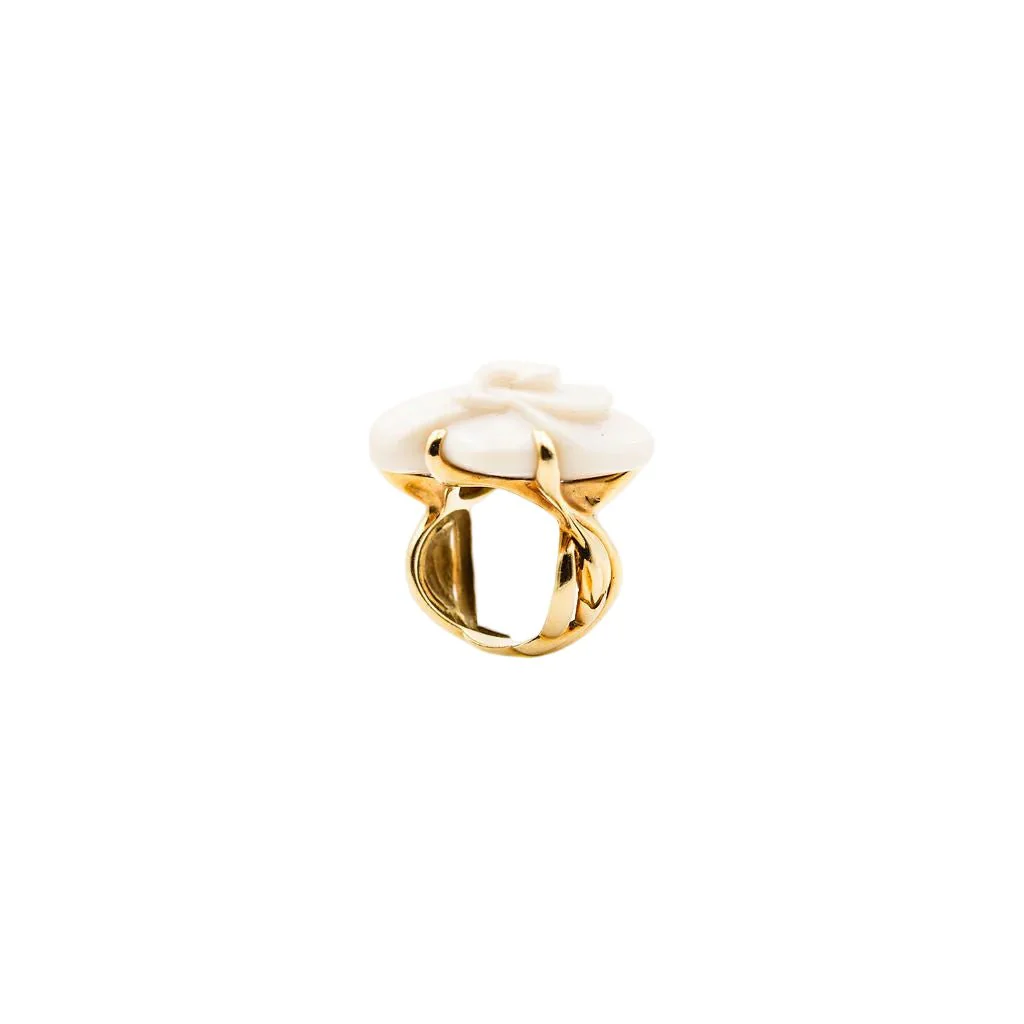 Bague Cocktail CHANEL "Camélia" en or jaune et agate - Image 6