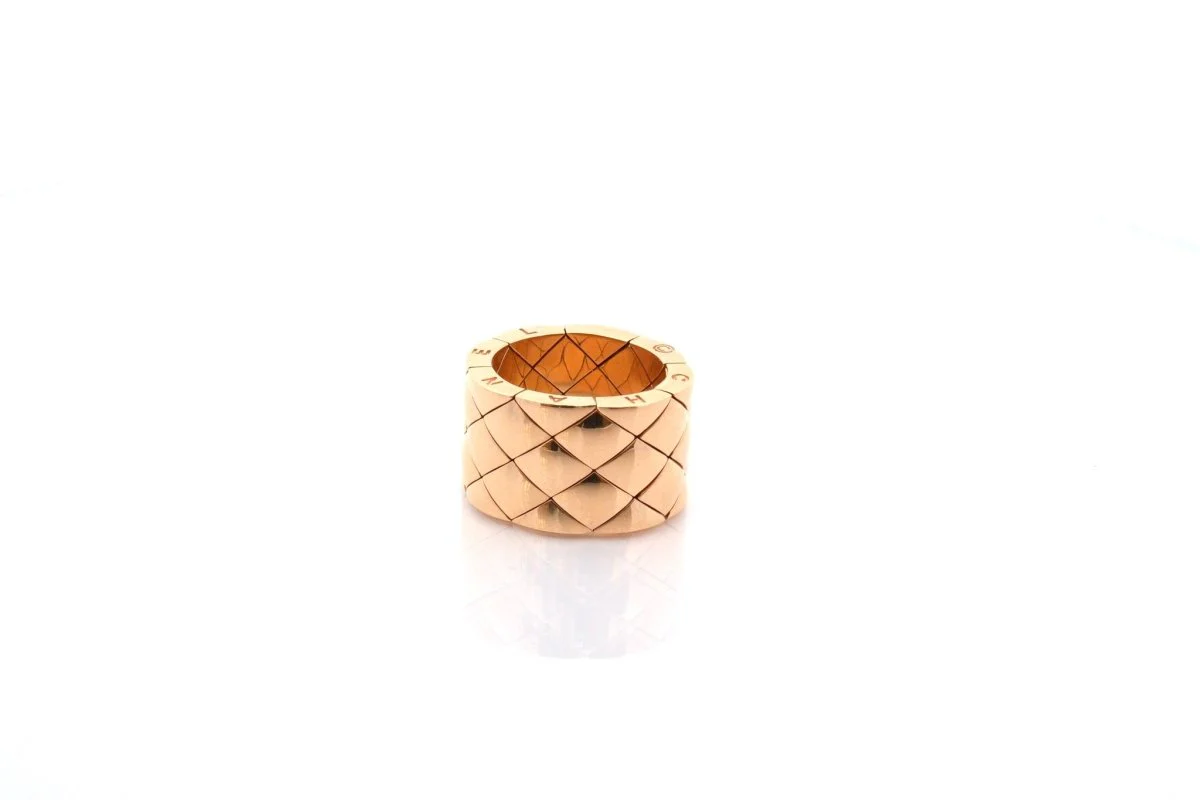 Bague CHANEL" Coco Crush" matelassée en or jaune - Image 2