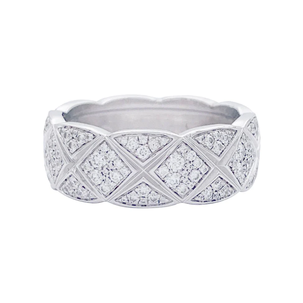 Bague CHANEL “Coco Crush” en or blanc et diamants