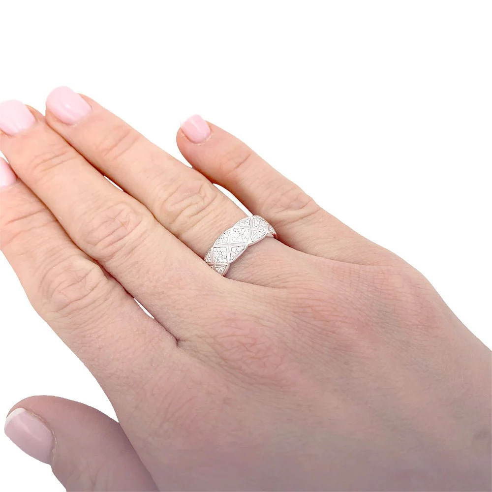 Bague CHANEL “Coco Crush” en or blanc et diamants - Image 6