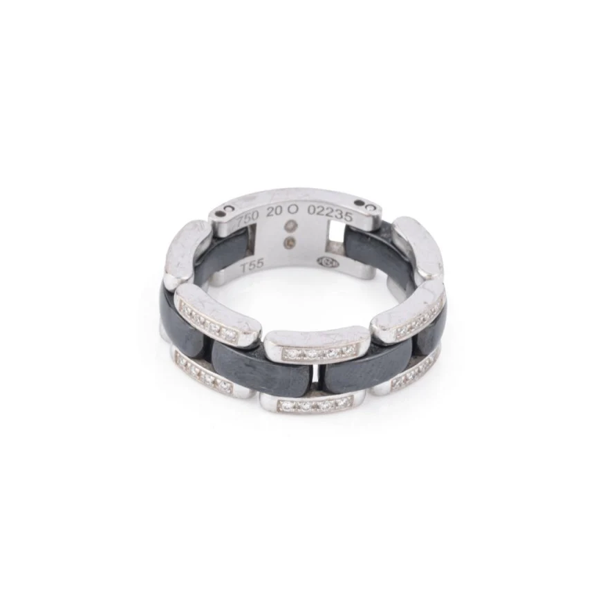 Bague Bandeau CHANEL "Ultra" en or blanc, céramique noire et diamants