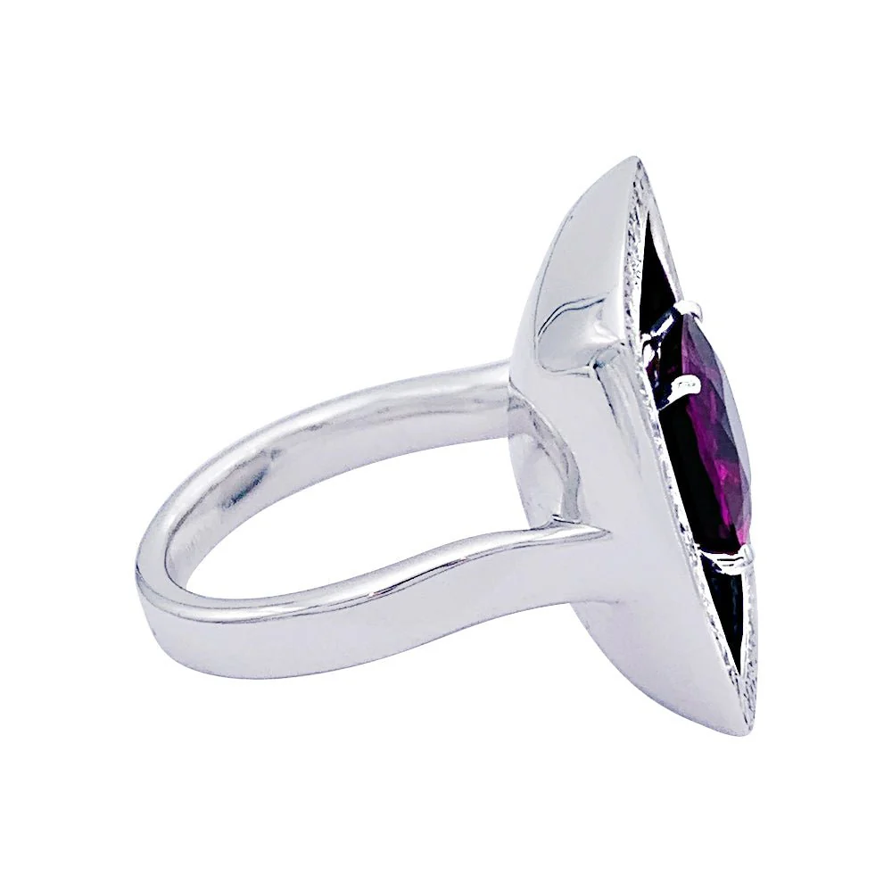 Bague CHANEL "Nuit Noire" en or blanc, saphir rose, diamants et émail - Image 5