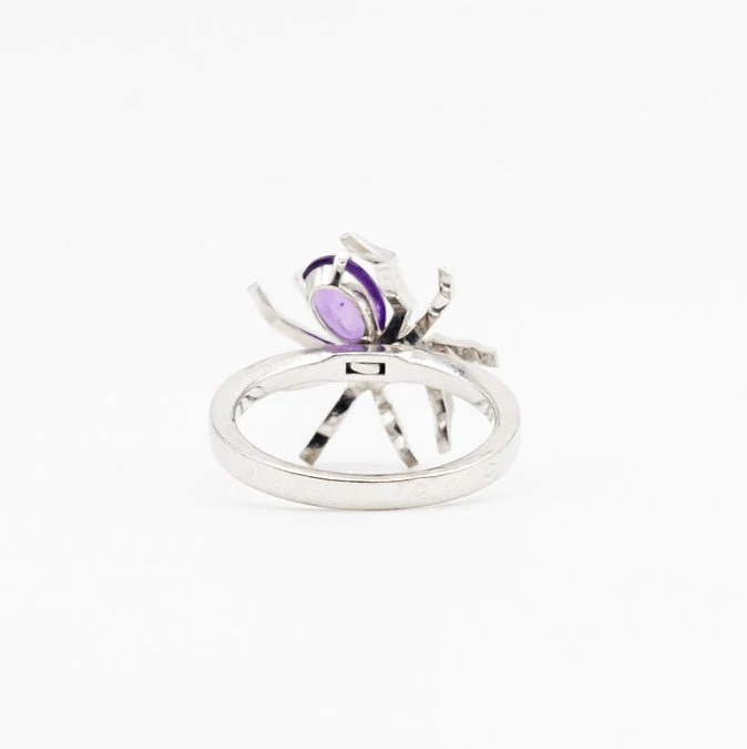 Bague CHAUMET Araignée "Attrape moi si tu m'aimes" en or blanc, améthyste, saphir rose et diamants - Image 5