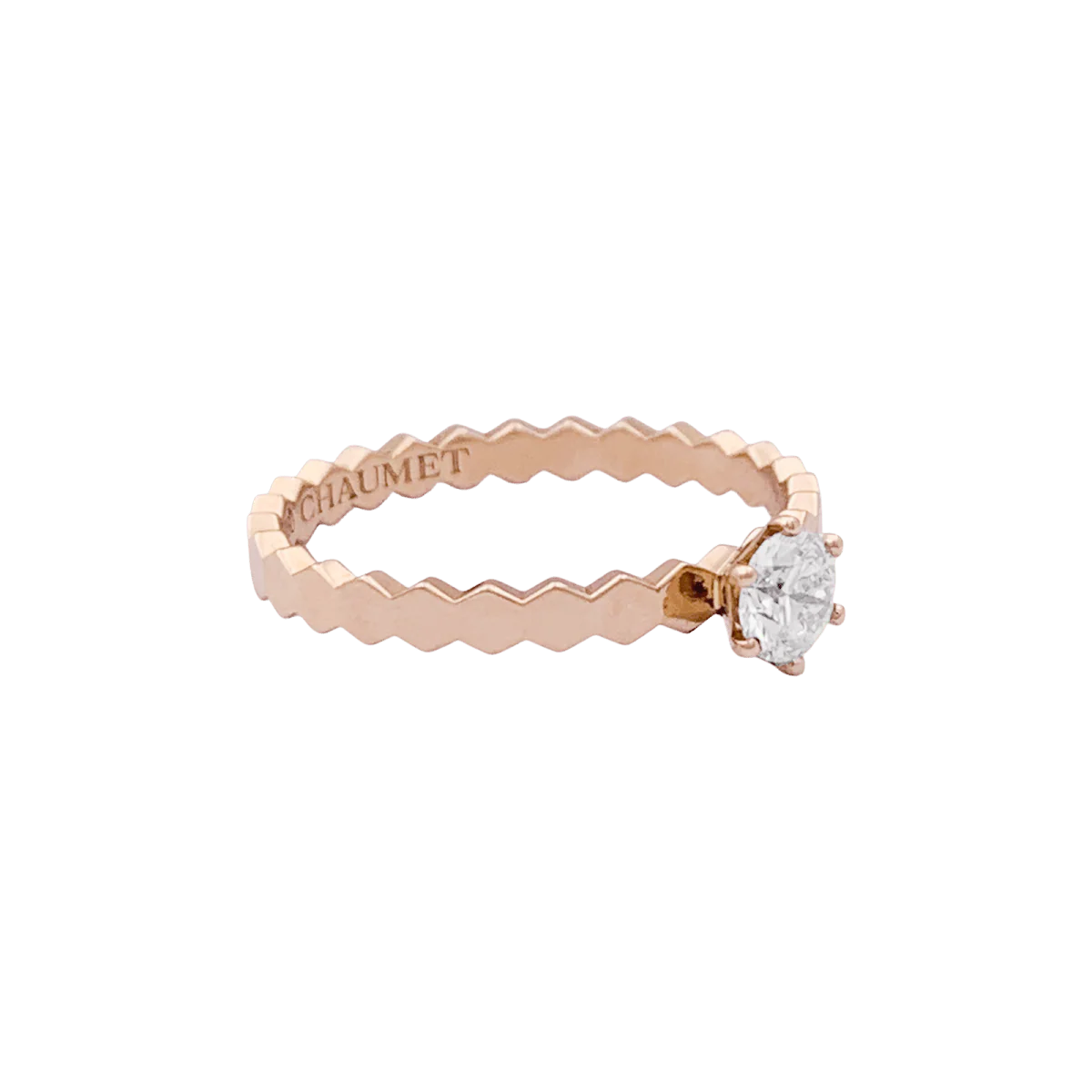 Bague Solitaire CHAUMET "Bee" en or rose et diamant. - Image 5