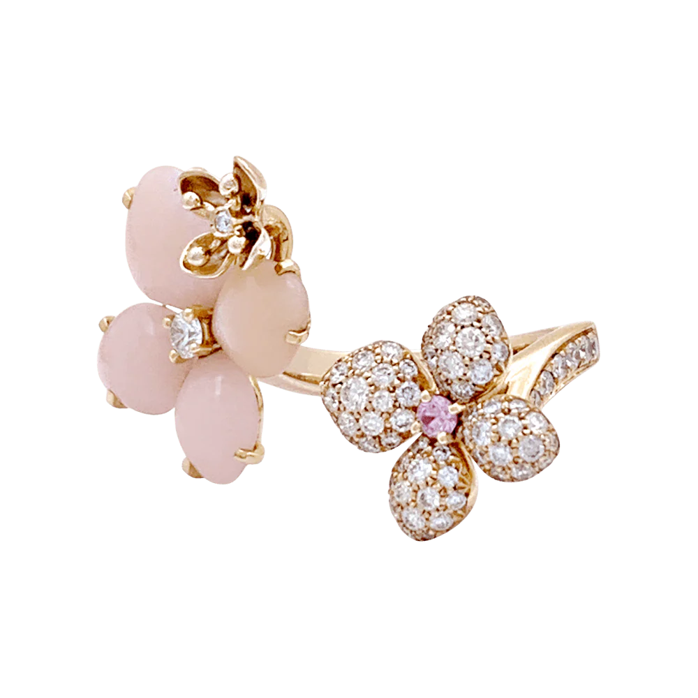 Bague CHAUMET Hortensia "Aube rosée" en or rose, opales, saphir et diamants - Image 3