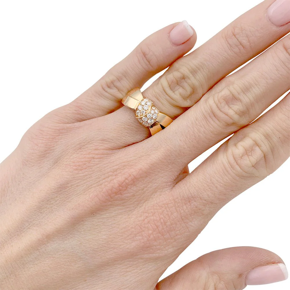 Bague CHAUMET "Liens Séduction" en or rose et diamants - Image 8
