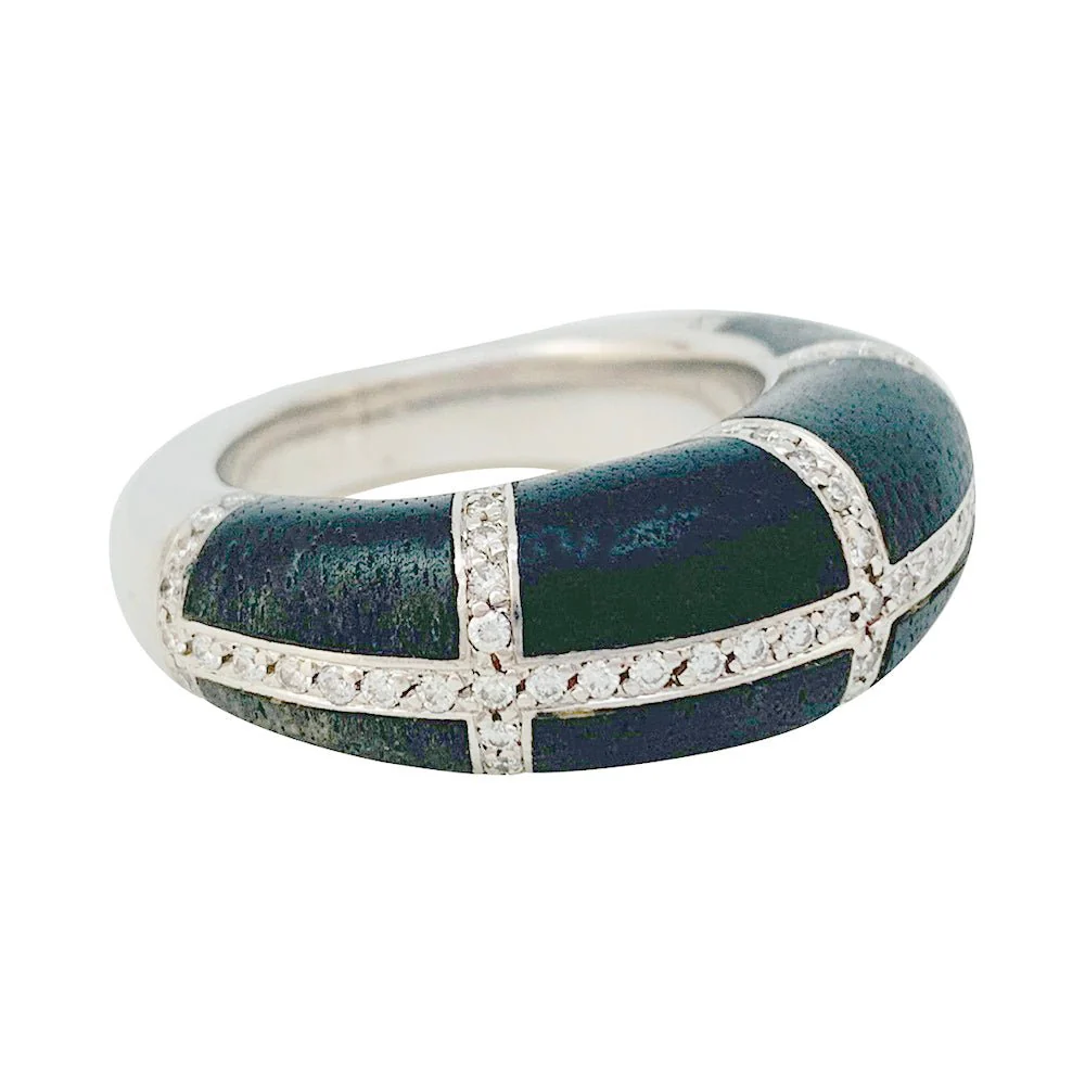 Bague CHAUMET, modèle "Anneau", or blanc, diamants et ébène - Image 7