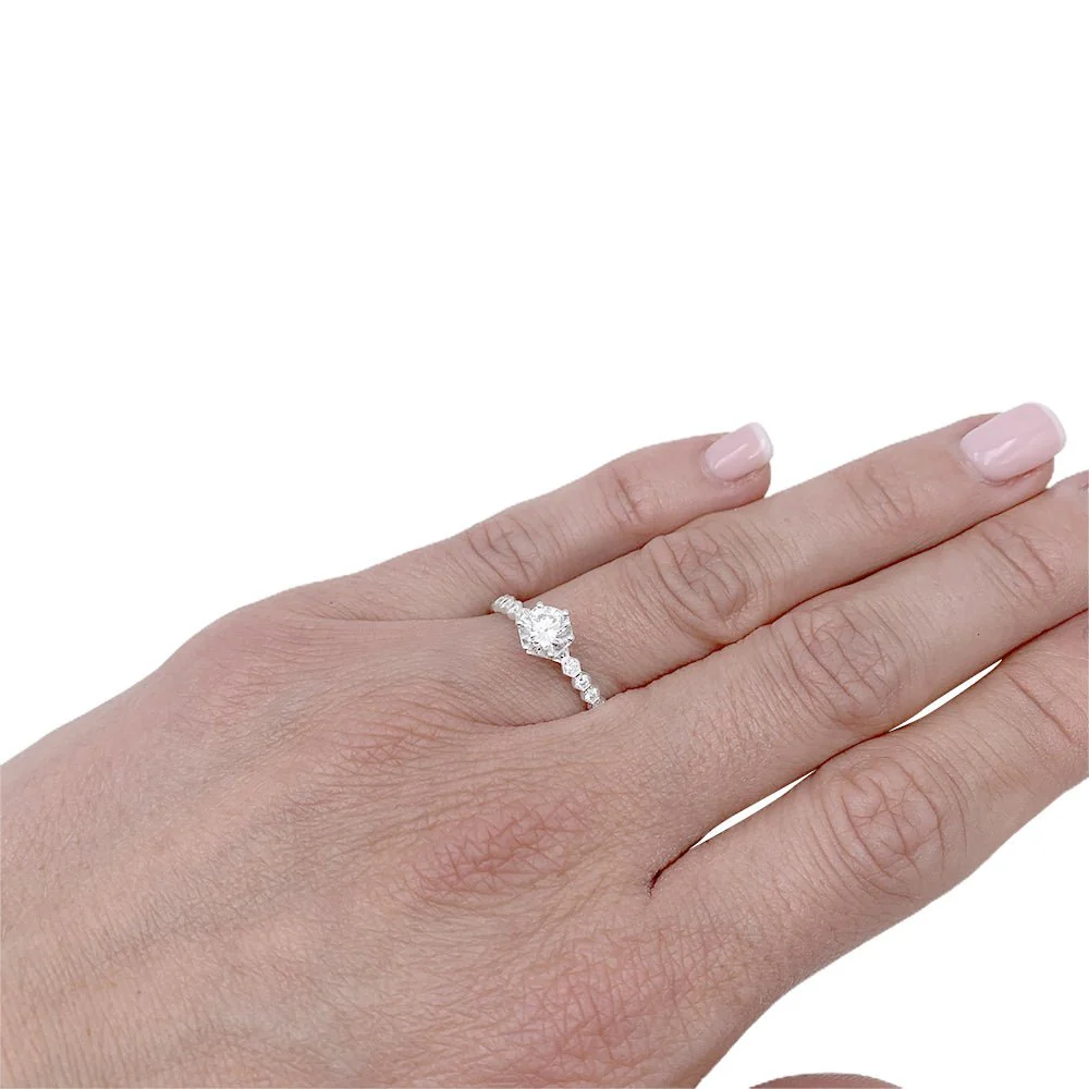 Bague Solitaire Chaumet "Bee my Love" en or blanc en diamants - Image 8