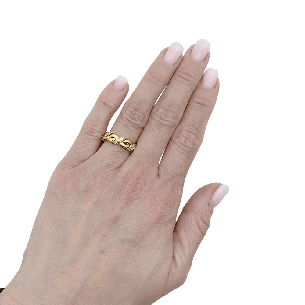 Bague CHAUMET en or jaune et diamants - Image 2
