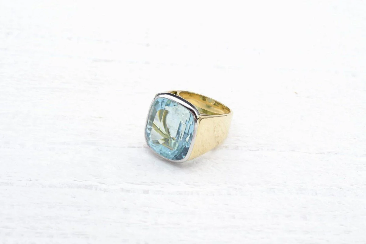 Bague chevalière aigue-marine en or jaune et platine - Image 3