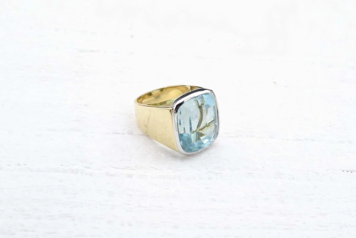 Bague chevalière aigue-marine en or jaune et platine - Image 4