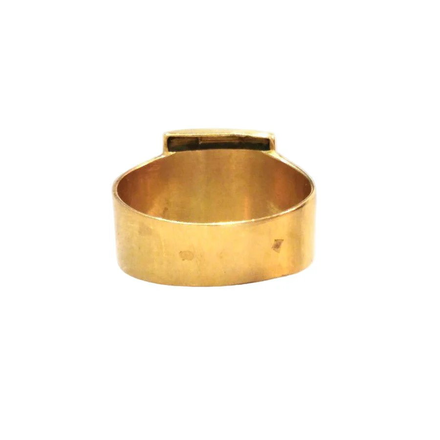 Bague Chevalière en or jaune, saphirs et diamant - Image 3