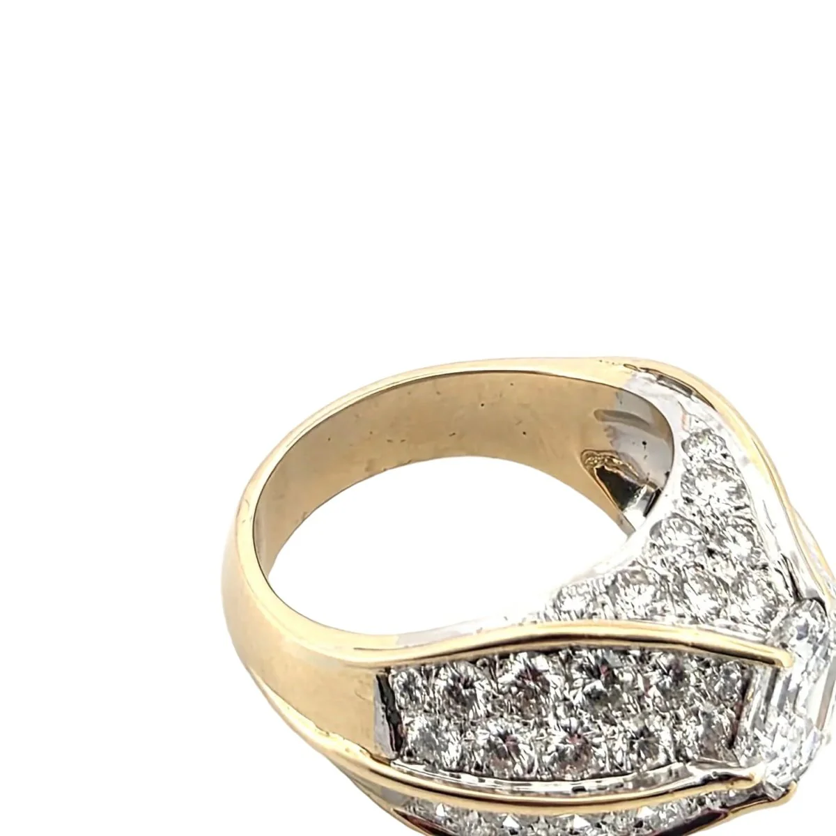 Bague Chevalière en or jaune et diamants - Image 8