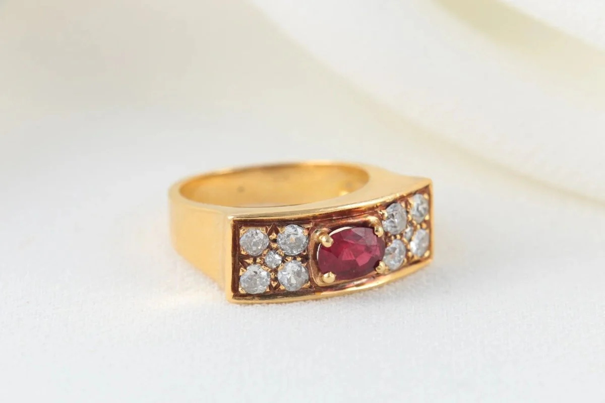 Bague Chevalière Vintage en Or, Rubis et Diamants
