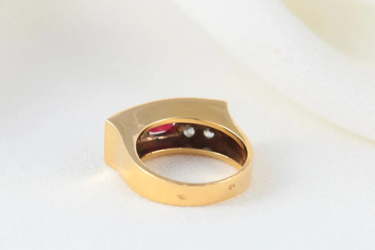 Bague Chevalière Vintage en Or, Rubis et Diamants - Image 5