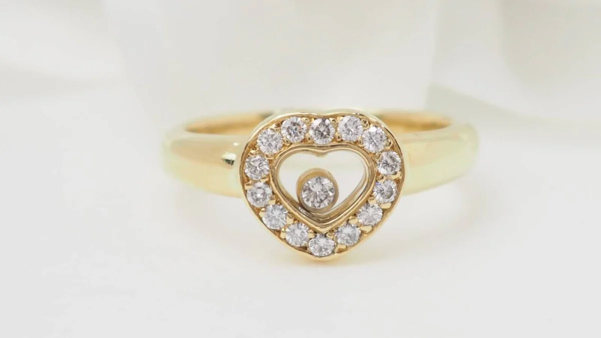 Bague CHOPARD Happy Diamonds motif cœur en or jaune et diamants