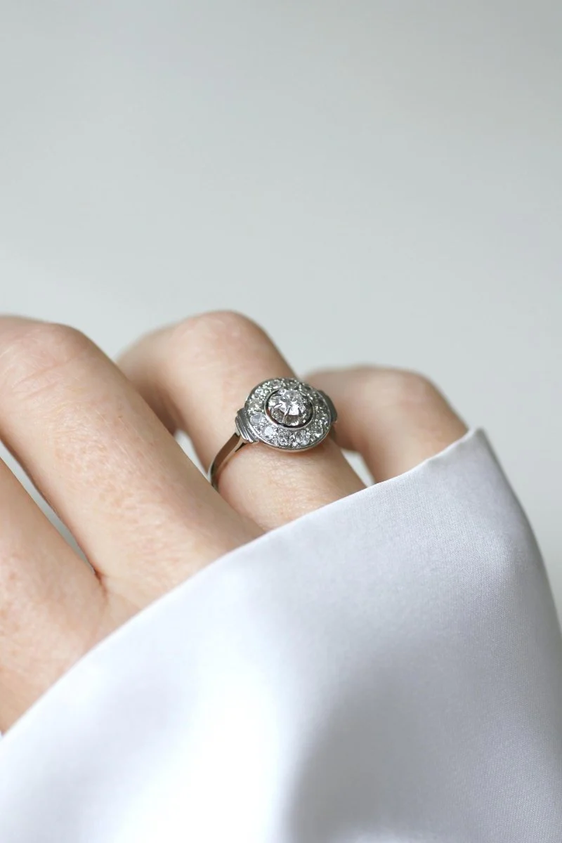 Bague Cible Art Déco Diamants 0,75 Ct sur Or blanc et Platine - Image 6