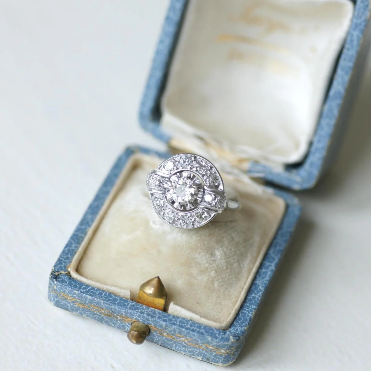 Bague Cible Art Déco Diamants 1,05 Cts sur Or blanc et Platine - Image 10