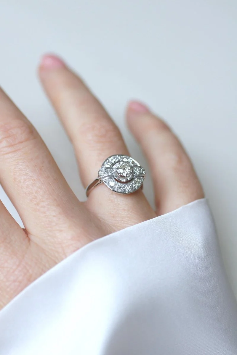 Bague Cible Art Déco Diamants 1,05 Cts sur Or blanc et Platine - Image 3