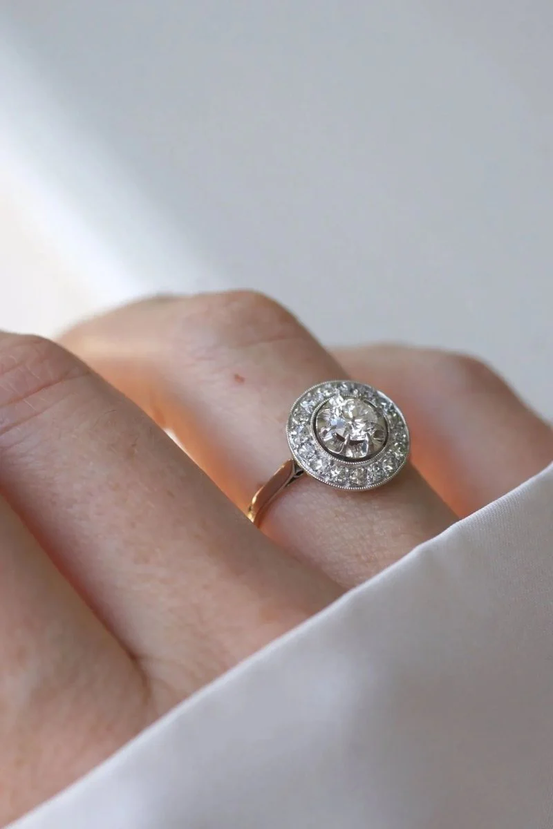 Bague Cible Art Deco Diamants sur Or et Platine - Image 4