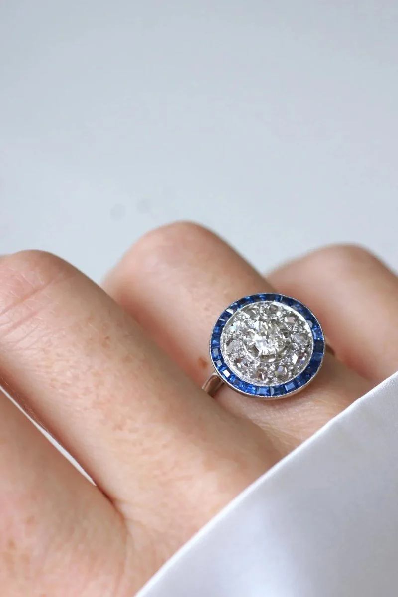 Bague Cible Art Deco Saphirs et Diamants - Image 10