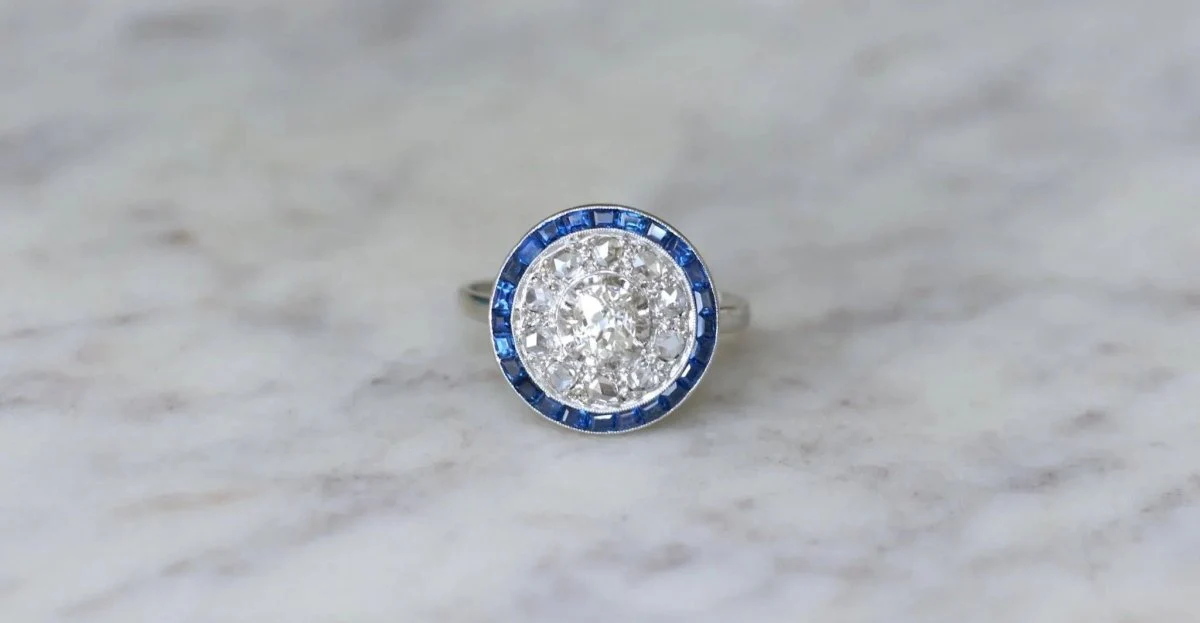 Bague Cible Art Deco Saphirs et Diamants - Image 3