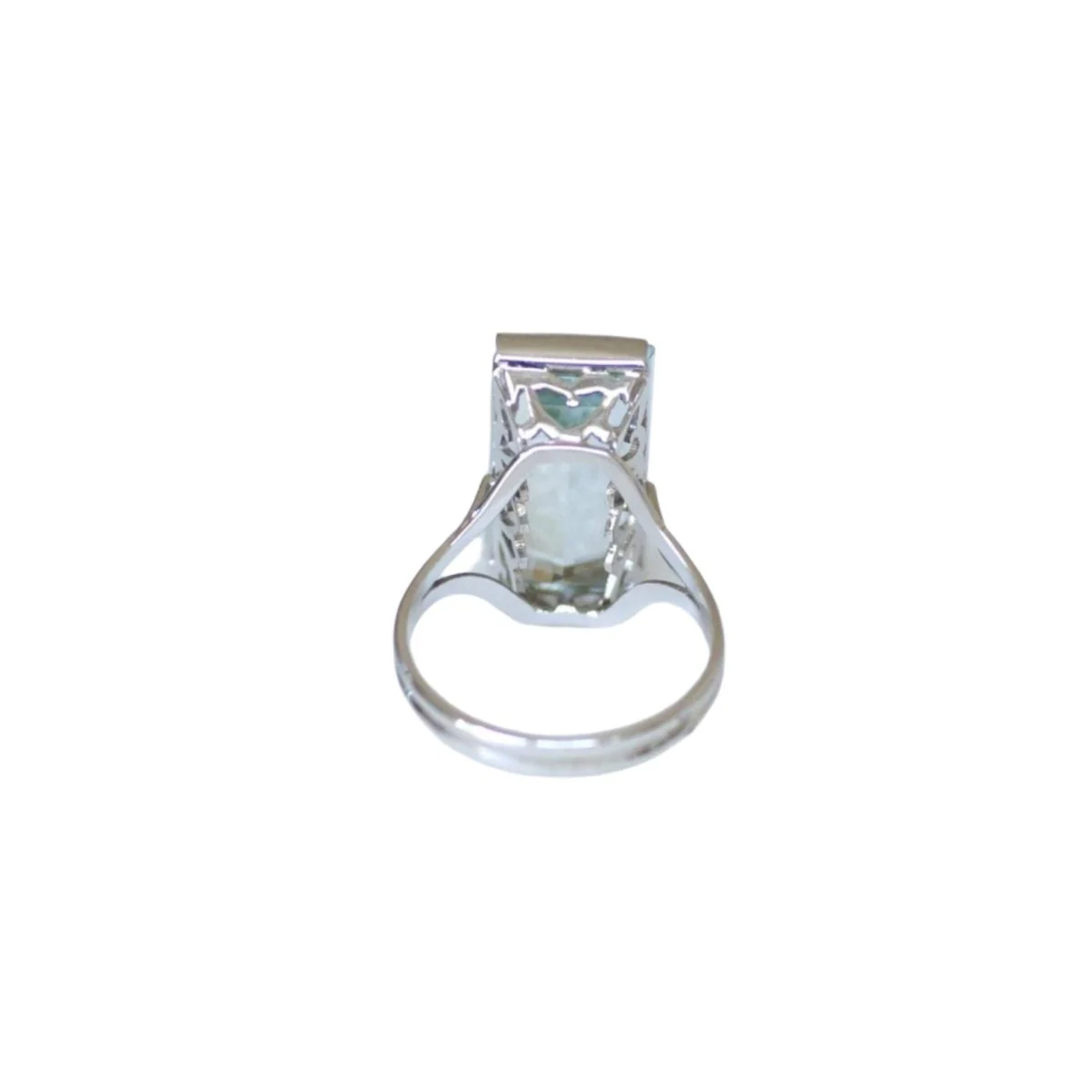 Bague Cocktail en or blanc et aigue-marine - Image 4